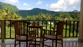 Mantra Guesthouse Sidemen